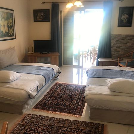 Latchi Holiday Flat Полис Екстериор снимка