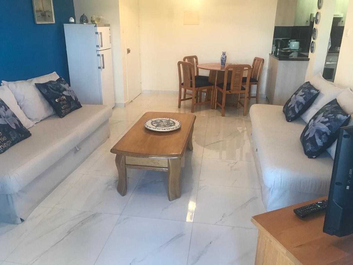 Latchi Holiday Flat Полис Екстериор снимка