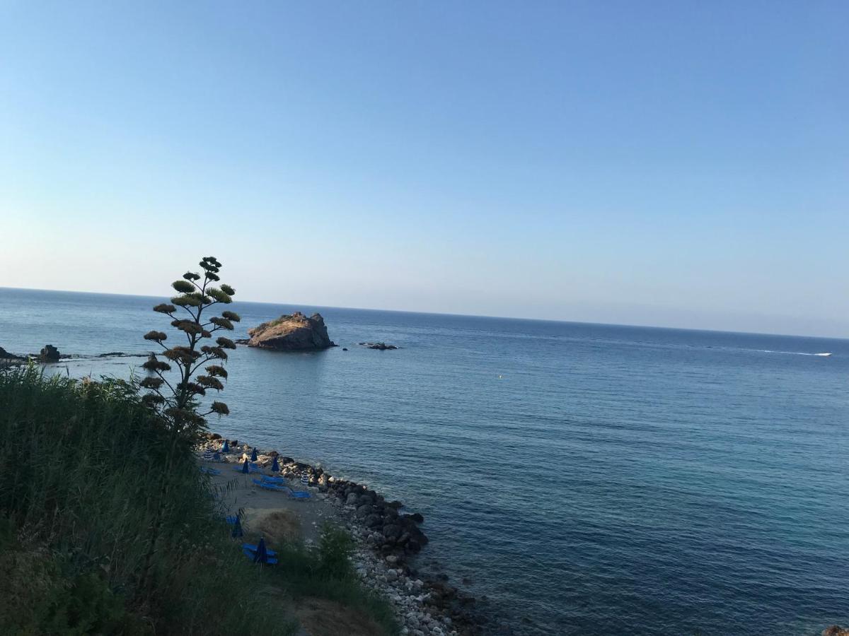 Latchi Holiday Flat Полис Екстериор снимка